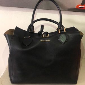 Michaels Kors Large collection bag
